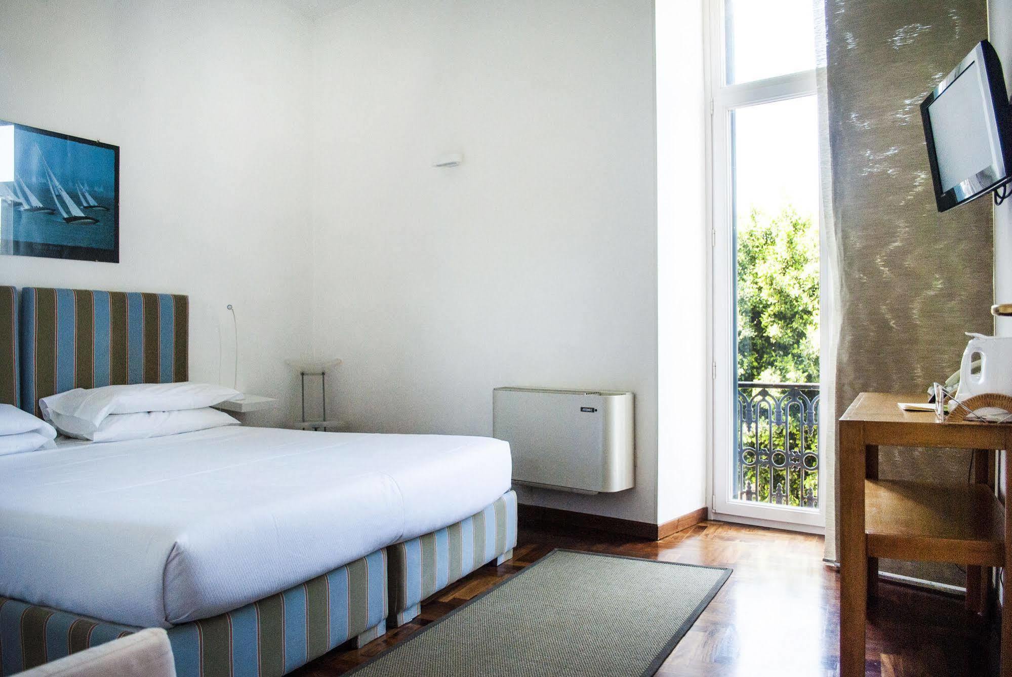 L'Approdo Delle Sirene Bed & Breakfast Сиракуза Екстериор снимка