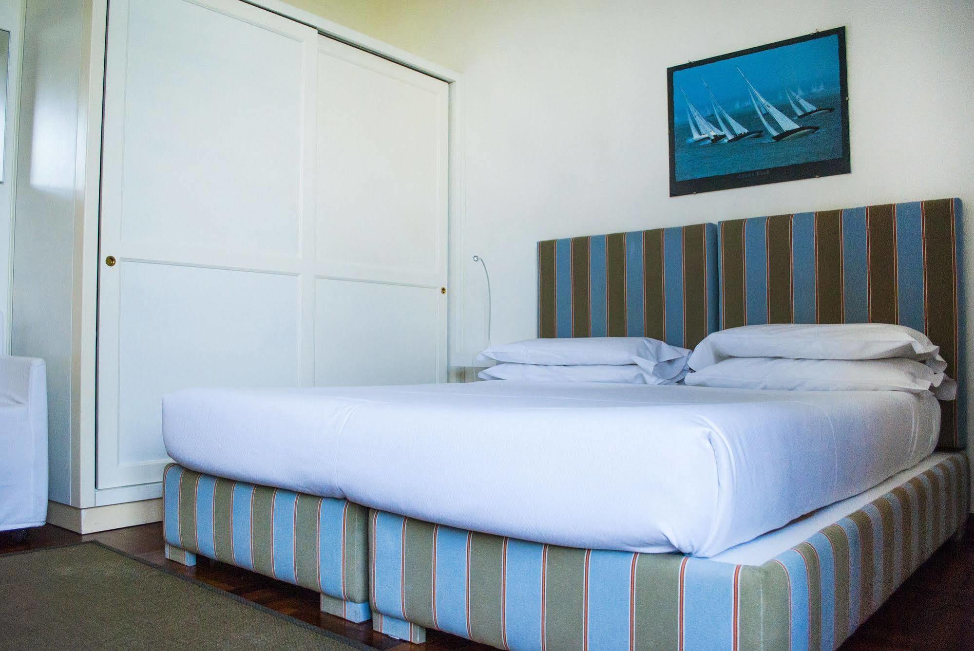 L'Approdo Delle Sirene Bed & Breakfast Сиракуза Екстериор снимка